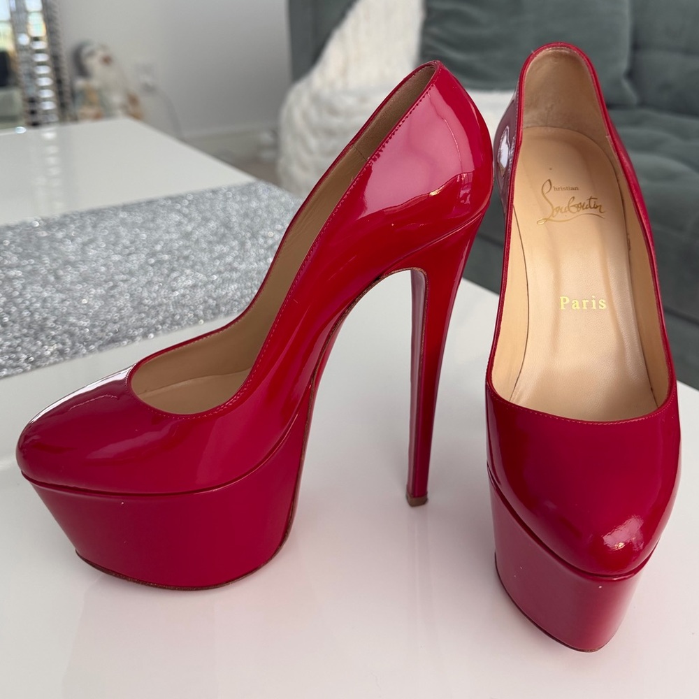 Christian Louboutin Victoria 160mm Red Patent Leather Pump